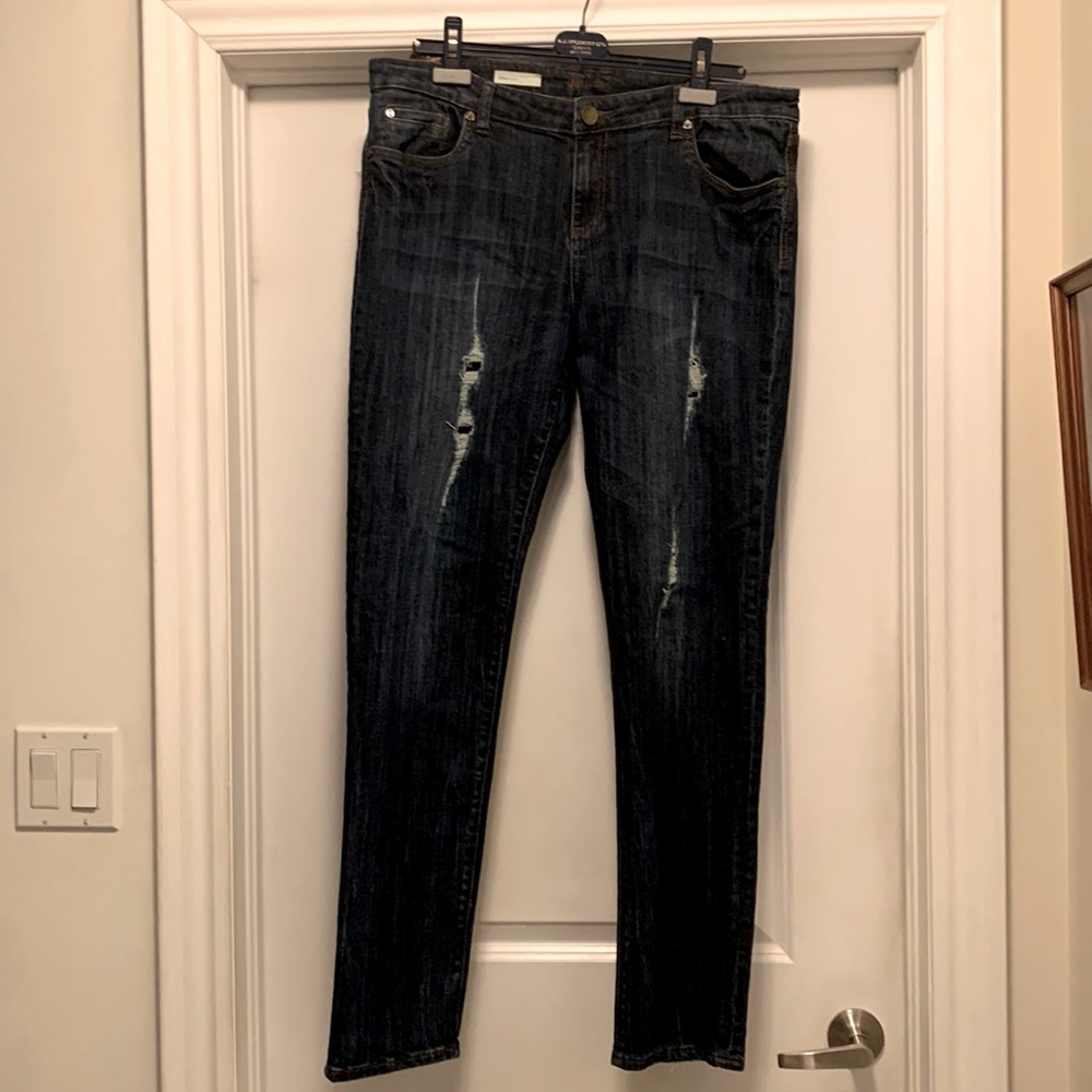 Kut the Kloth Diana skinny jeans. Very lightly worn except one hem strategic rip